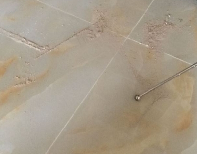 阿拉善右瓷砖空鼓维修公司分享粘合剂选择不当在瓷砖铺贴过程中可能导致以下问题